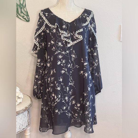 Newman Marcus Cold Shoulder Dress - Picture 1 of 7